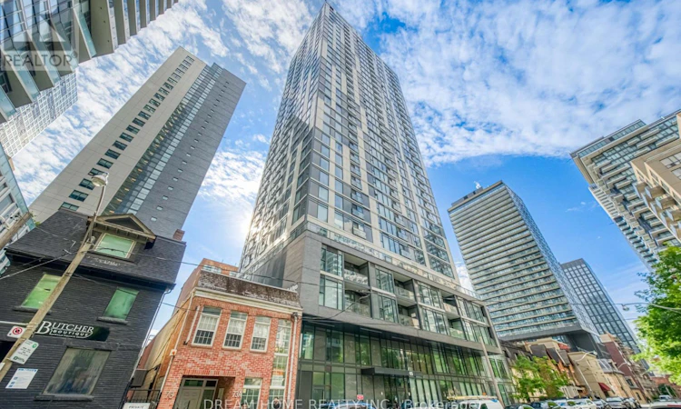 2204-65 Mutual Street