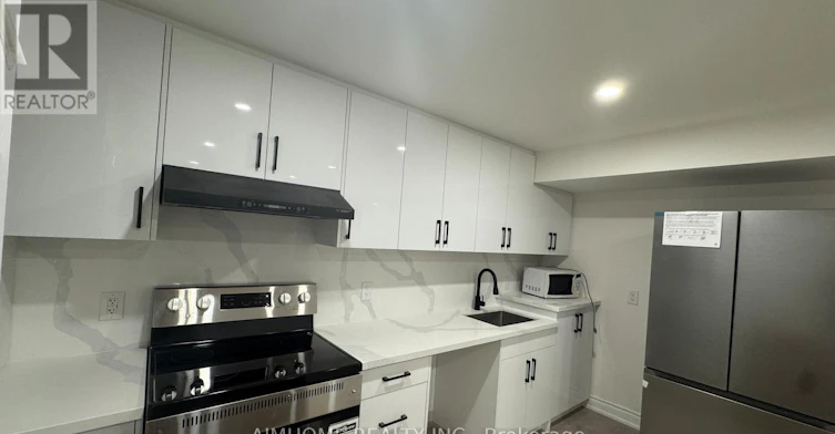 20 Clutterbuck Lane, Ajax, ON, L1T 4R2 - 4