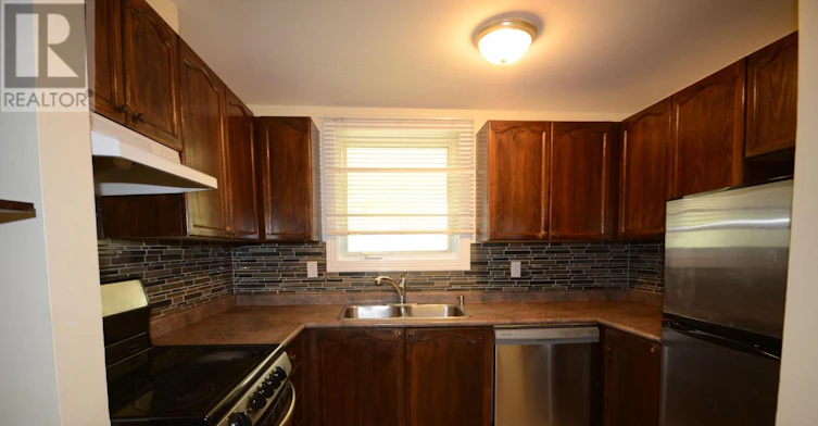 2688 Draper Avenue W, Ottawa, ON, K2H 6Z9 - 5