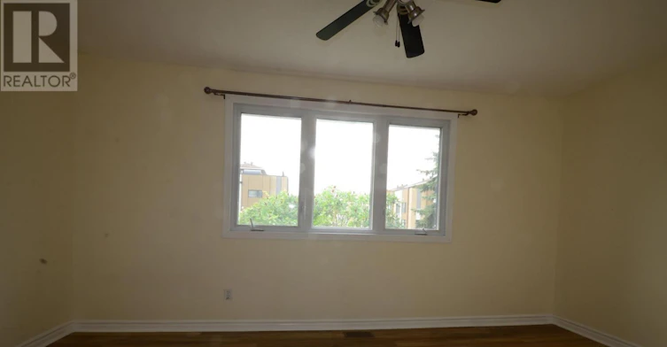 2688 Draper Avenue W, Ottawa, ON, K2H 6Z9 - 11