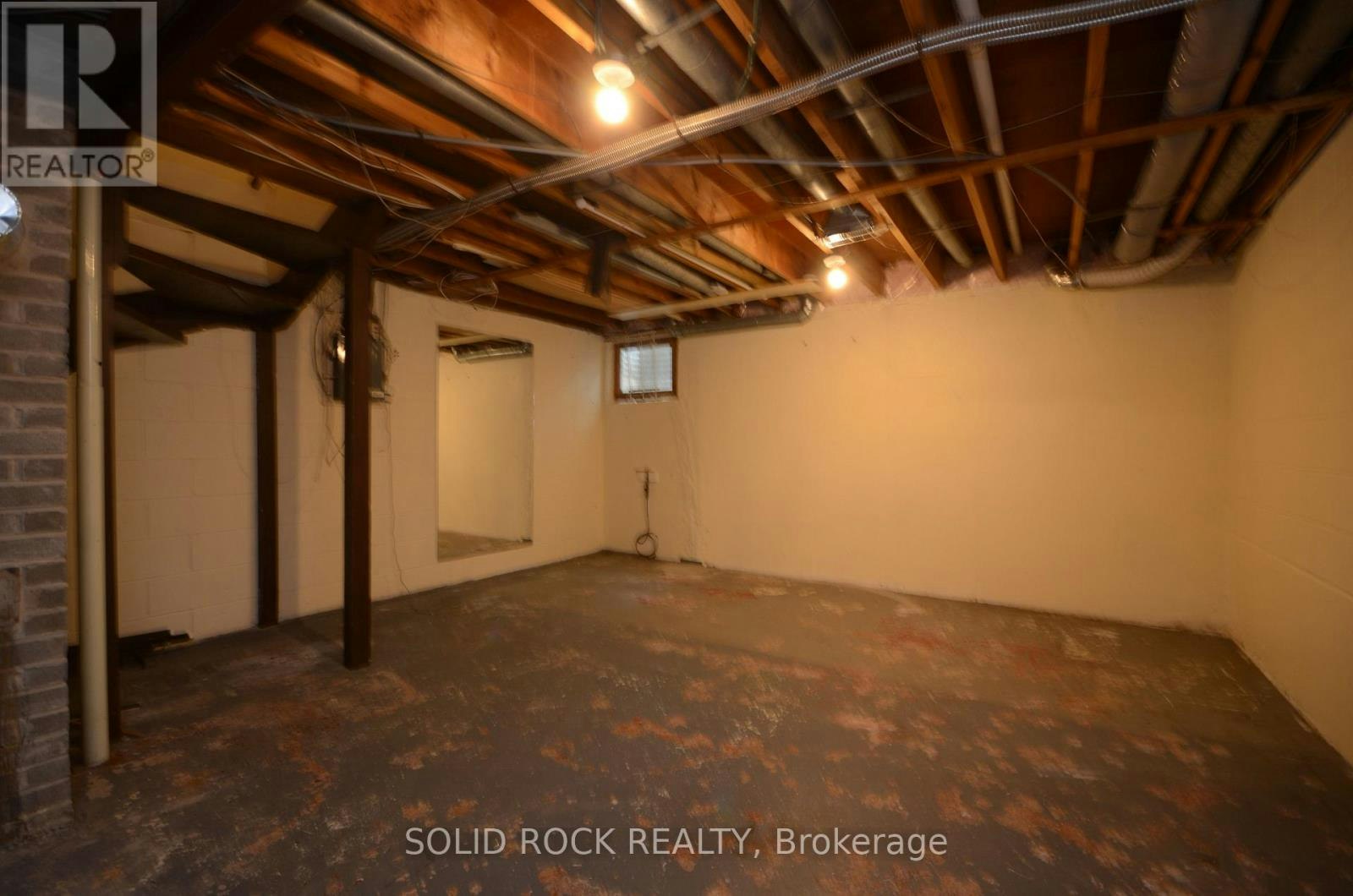2688 Draper Avenue W, Ottawa, ON, K2H 6Z9 - 17