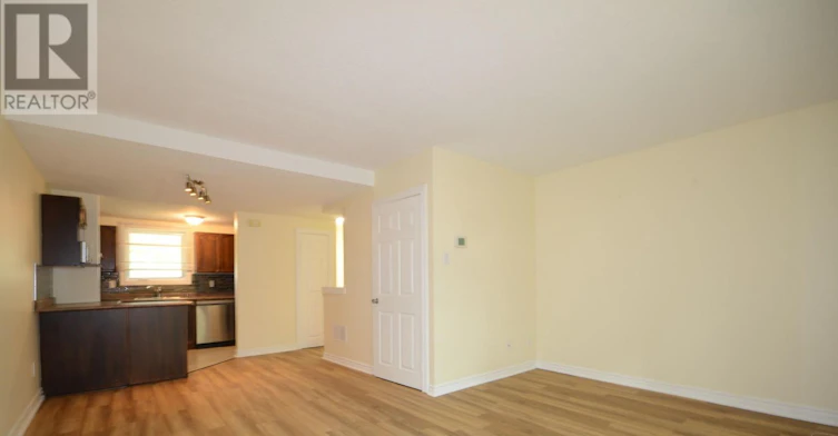 2688 Draper Avenue W, Ottawa, ON, K2H 6Z9 - 7