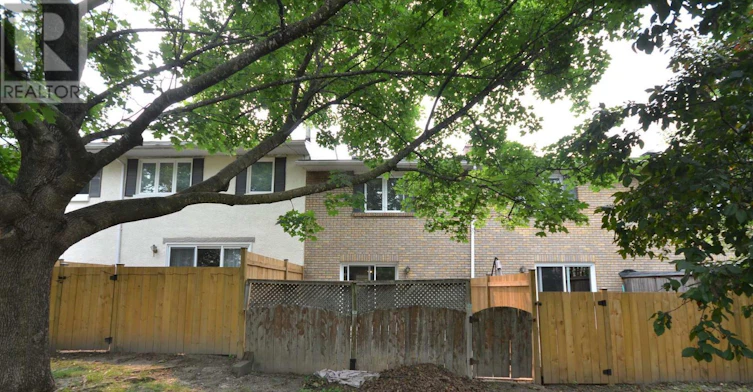 2688 Draper Avenue W, Ottawa, ON, K2H 6Z9 - 22