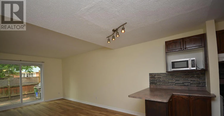 2688 Draper Avenue W, Ottawa, ON, K2H 6Z9 - 6