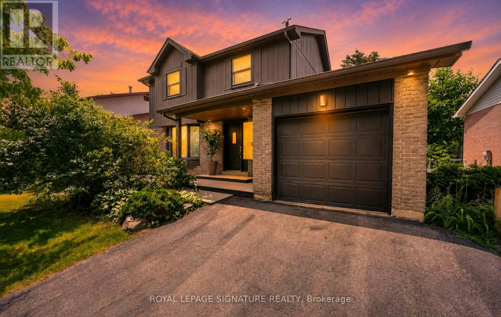 28 Brightway Crescent, Richmond Hill, ON, L4C 4Z9