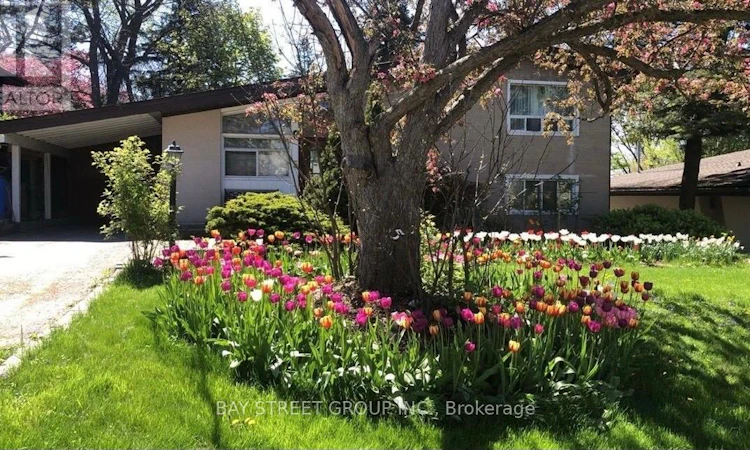 5 Cottonwood Drive