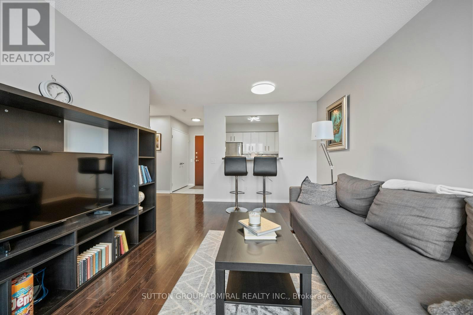 1103-81 Townsgate Drive, Vaughan, ON, L4J 8E6