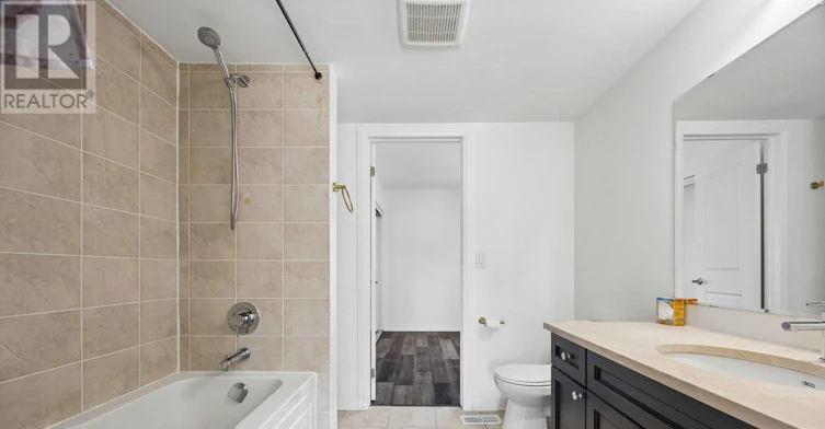37 Caroline Carpenter Grove, Toronto, ON, M3K 0B1 - 28