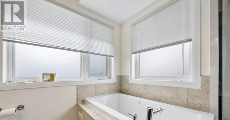37 Caroline Carpenter Grove, Toronto, ON, M3K 0B1 - 41