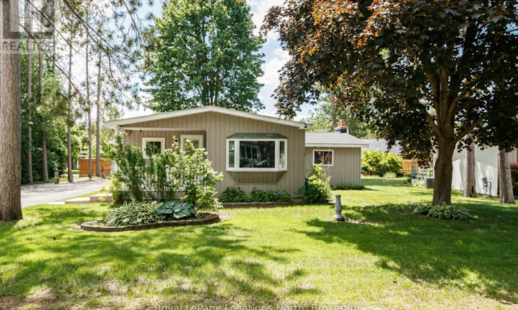 5 Golf Avenue SW