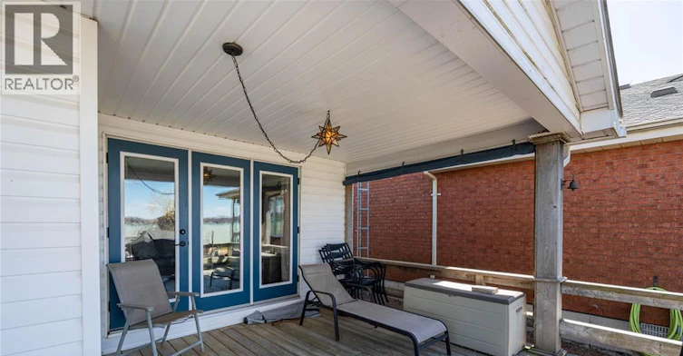 2995 St. Clair Parkway, Sombra, ON, N0P 2H0 - 9