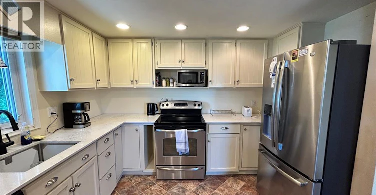 2995 St. Clair Parkway, Sombra, ON, N0P 2H0 - 12