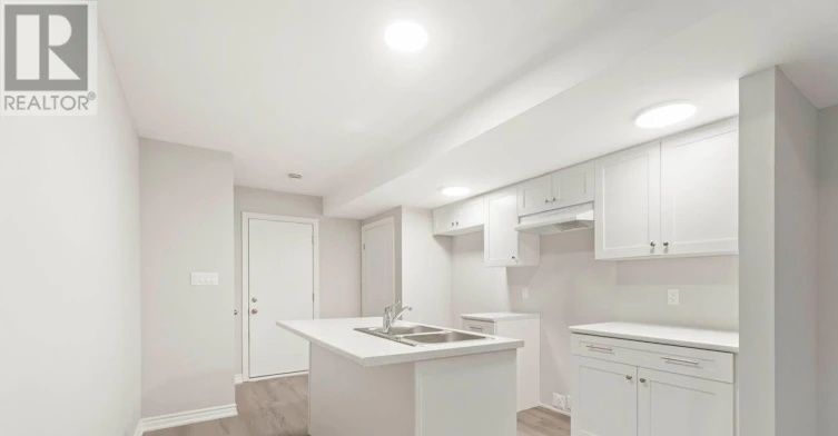 LOWER-31 Superior Street, Welland, ON, L3B 0N9 - 4