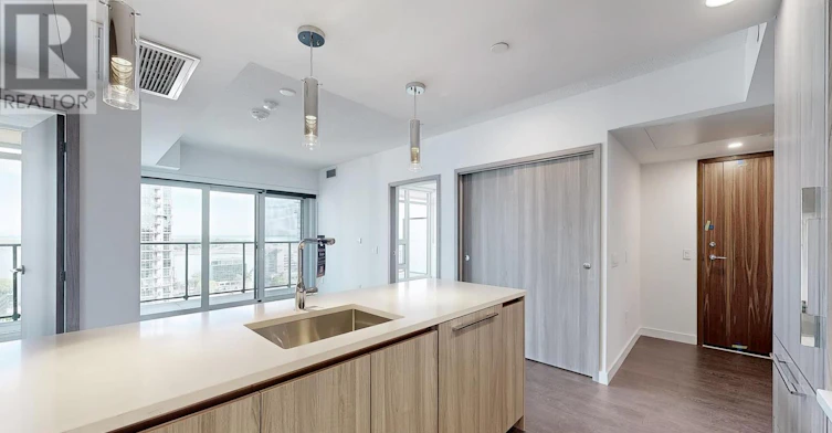4110-3 Concord City Place Way, Toronto, ON, M5V 0X3 - 4