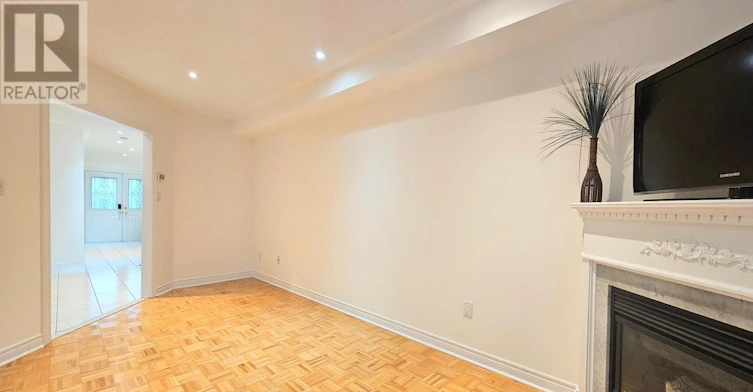 195 Warwick Crescent, Newmarket, ON, L3X 2S3 - 5