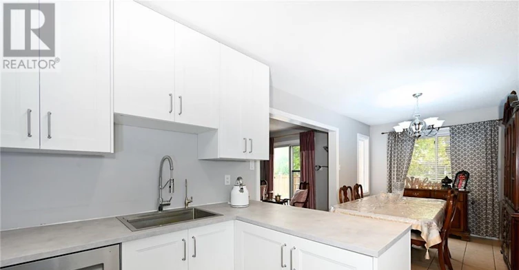 8 Buss Court, Thorold, ON, L2V 5B1 - 8