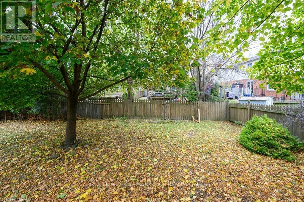 8 Buss Court, Thorold, ON, L2V 5B1 - 43