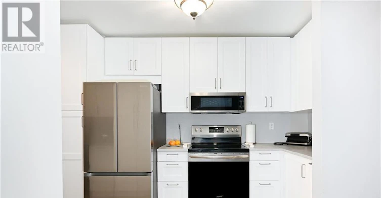 8 Buss Court, Thorold, ON, L2V 5B1 - 4