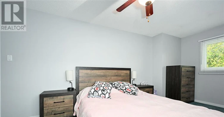 8 Buss Court, Thorold, ON, L2V 5B1 - 15