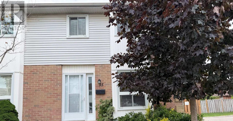 15-110 Deveron Crescent, London, ON, N5Z 4W7 - 2