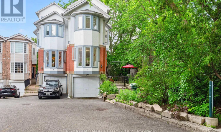 2-2949 Richmond Road