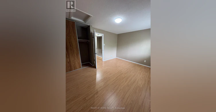 6-104 Valley Stream Drive, Ottawa, ON, K2H 9E1 - 18