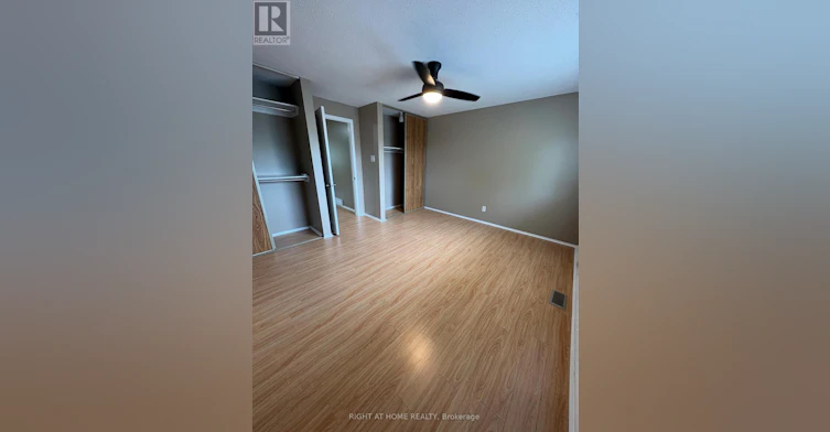 6-104 Valley Stream Drive, Ottawa, ON, K2H 9E1 - 19