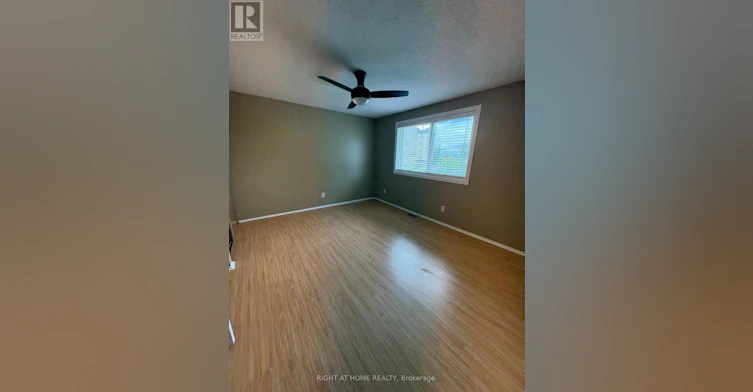 6-104 Valley Stream Drive, Ottawa, ON, K2H 9E1 - 20