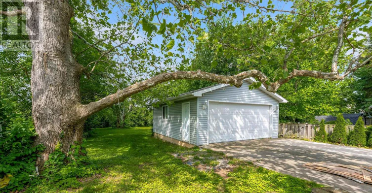 1-18 Bonavem Drive, St. Catharines, ON, L2N 1X8 - 18