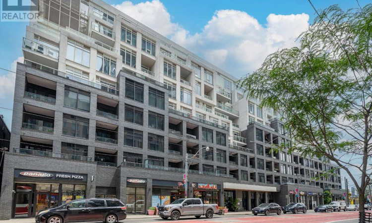206-783 Bathurst Street