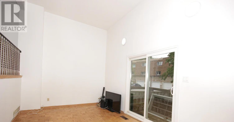 122 Beverly Glen Boulevard, Toronto, ON, M1W 1W6 - 3