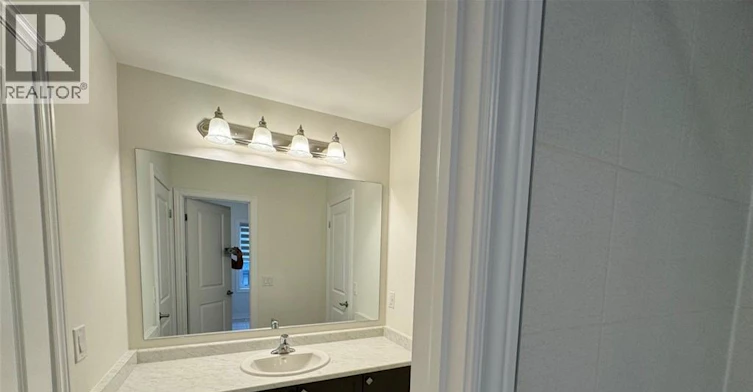 Upper-10 Guernsey Drive, Kitchener, ON, N2R 0T7 - 26