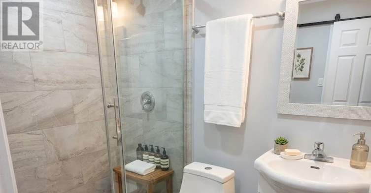 1470 Aldersbrook Road, London, ON, N6G 3V7 - 6
