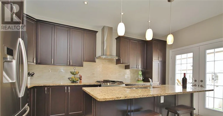 505 Bretby Crescent, Ottawa, ON, K2J 5P8 - 7