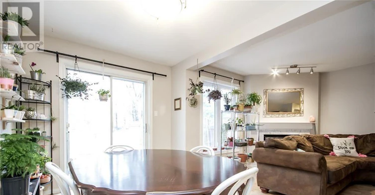 15 Peterson Place, Ottawa, ON, K2L 4A8 - 7