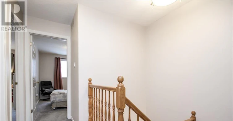 15 Peterson Place, Ottawa, ON, K2L 4A8 - 19