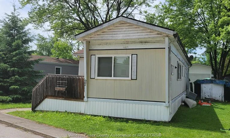 27 Lavindale