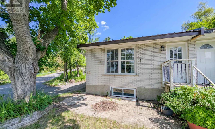 12 Valley Drive