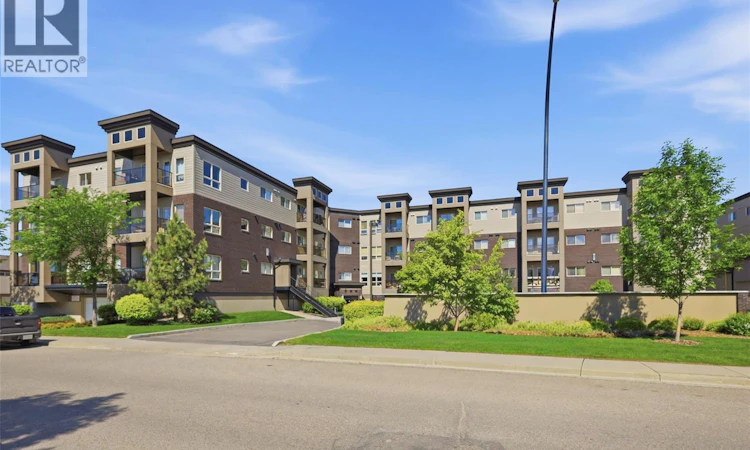 318-115 Willowgrove Crescent