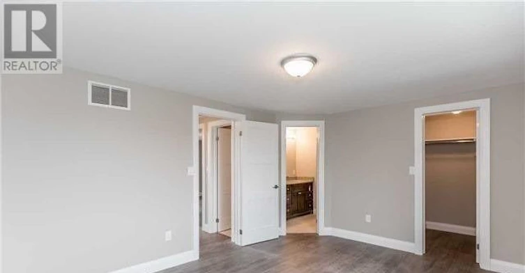 80 Wessenger Drive, Barrie, ON, L4N 8P8 - 7