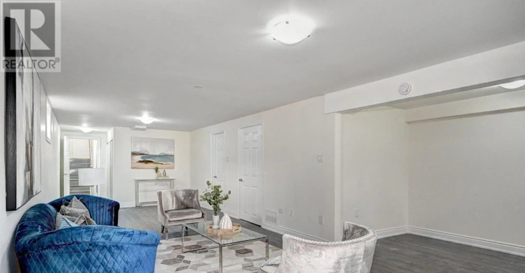 11 Dinison Crescent, Kitchener, ON, N2E 2W3 - 9