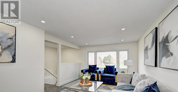 11 Dinison Crescent, Kitchener, ON, N2E 2W3 - 7