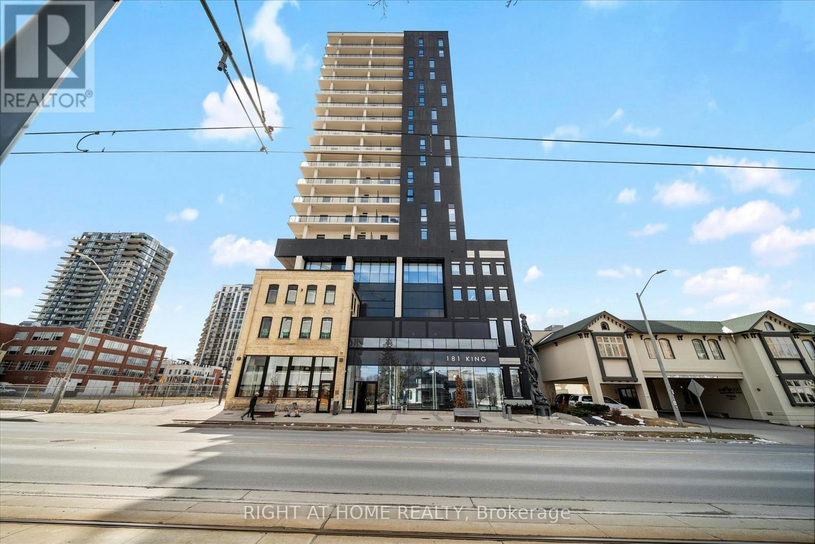 806-181 King Street S, Waterloo, ON, N2J 0E7