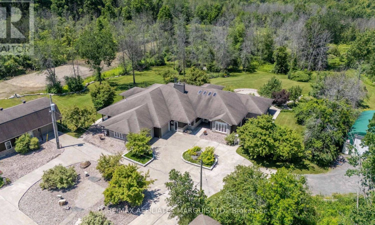 16401 2 County Rd