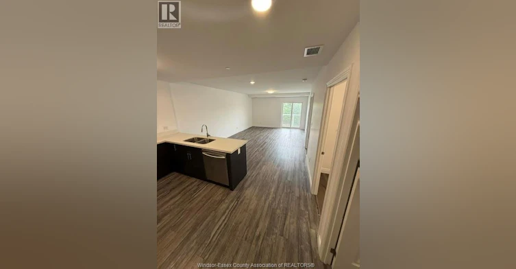 304-1675 Banwell Road, Windsor, ON, N8P 1P4 - 3