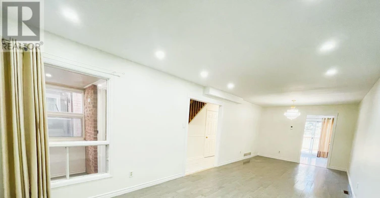 37 Page Crescent, Markham, ON, L3S 1W2 - 7