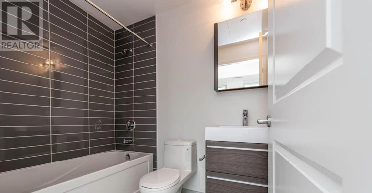 808-10 Rouge Valley Drive W, Markham, ON, L6G 0G9 - 23