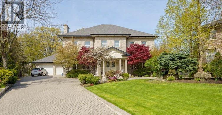 28 Mathers Drive, Hamilton, ON, L8G 4J3