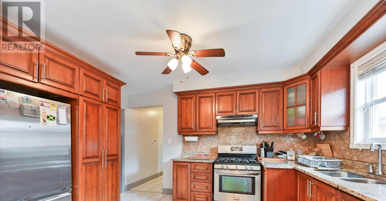 MAIN-39 Jocada Road, Toronto, ON, M6L 2J4 - 5