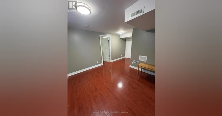 11 Naperton Drive, Brampton, ON, L6R 0Z5 - 5